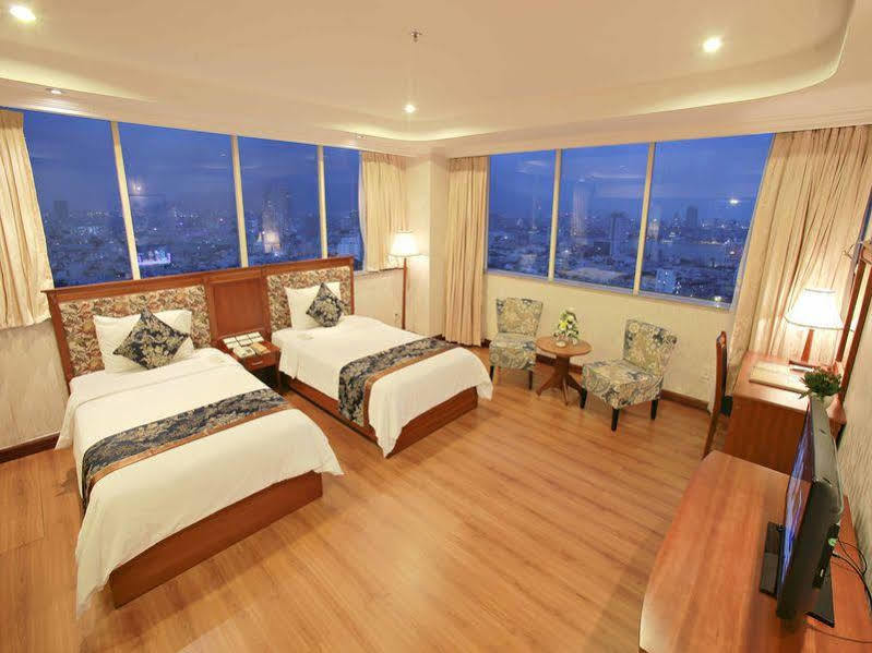 Hagl Plaza Hotel 4*